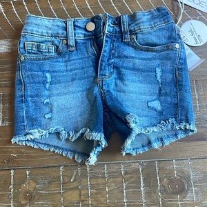 Joe’s The Markie Short mid rise shorts; size 7; NWT